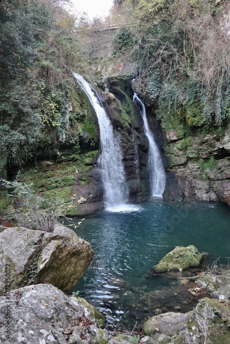 Obraz na płótnie Carpinone - Cascata Grande al termine del sentiero w salonie