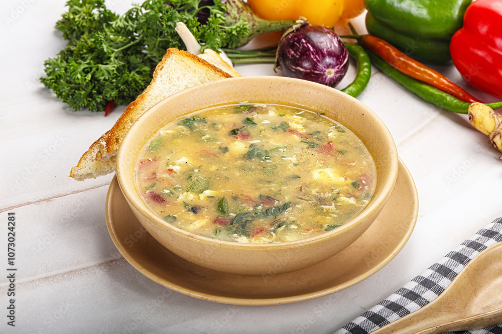 Dietary chicken soup with egg Dietary chicken soup with egg
