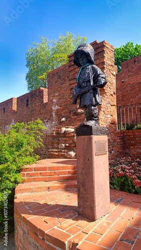 Statue of the little soldier at warsaw old town