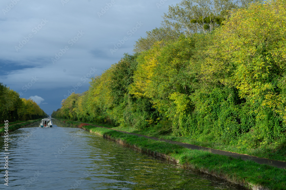 Fototapeta premium Canal de bourgogne