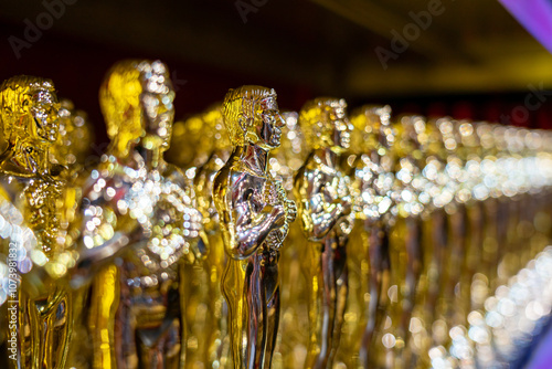 Fotografija Set of oscar status aligned with selective focusing.
