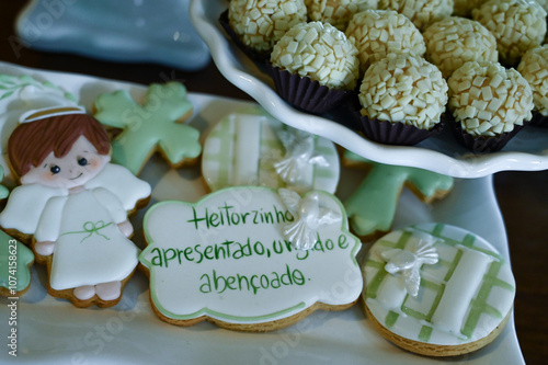 christmas cookies on a table, cookies with background, decorated cookies, vintage, personalized cookies, party sweets, Easter, christening, baptism, 