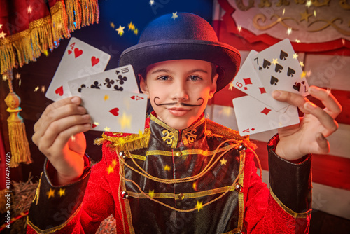 Konstfotografi joyful trickster boy
