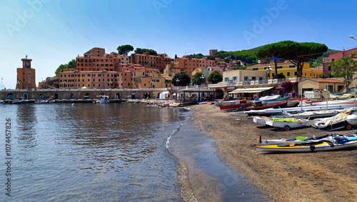 Obraz na płótnie View of the port of Rio Marina on Elba w salonie