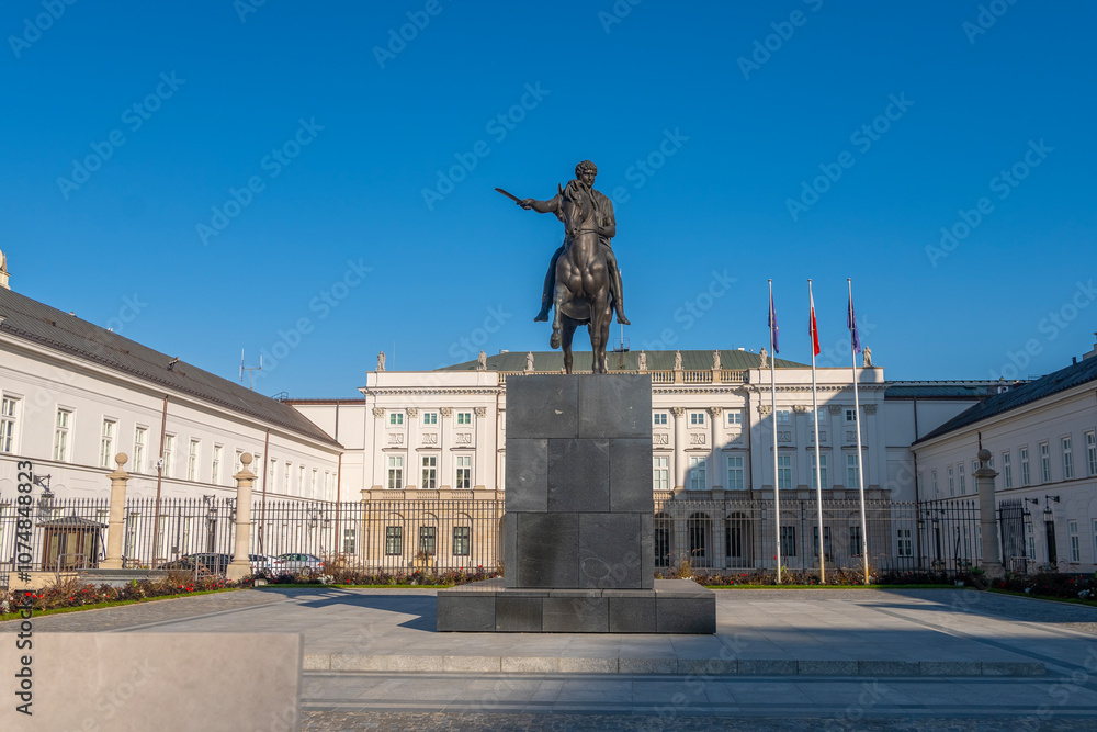 Naklejka premium Poland capital warsaw new world street parliament building and old town and royal castle images