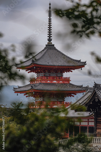 Kiyomizu-dera, japanese temple in kyoto