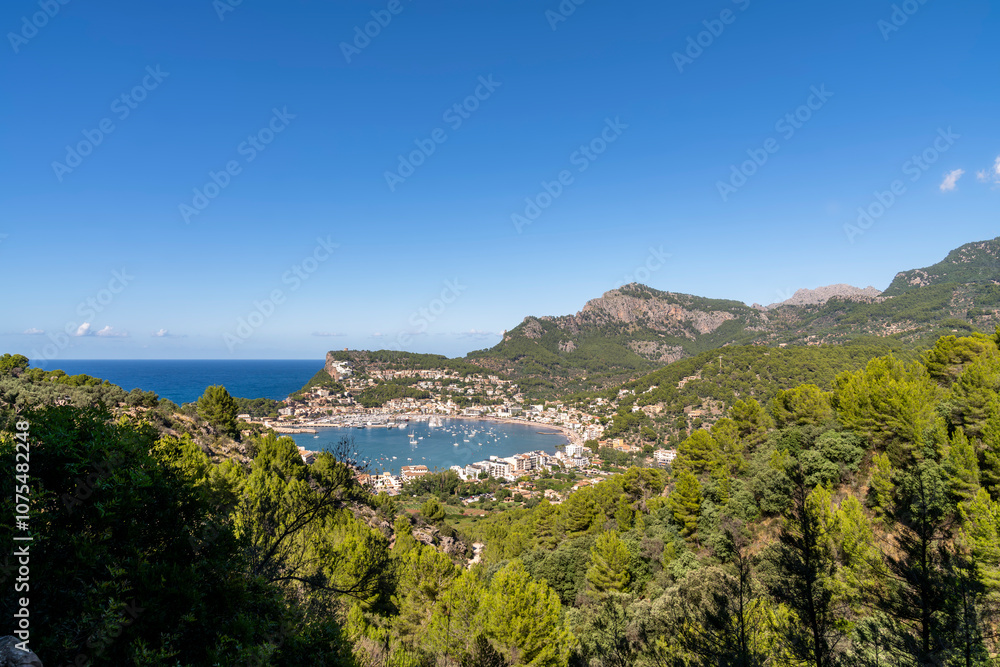 Wandern auf dem GR 221 um Port de Soller Wandern auf dem GR 221 um Port de Soller