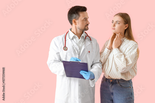 Young woman with thyroid gl...