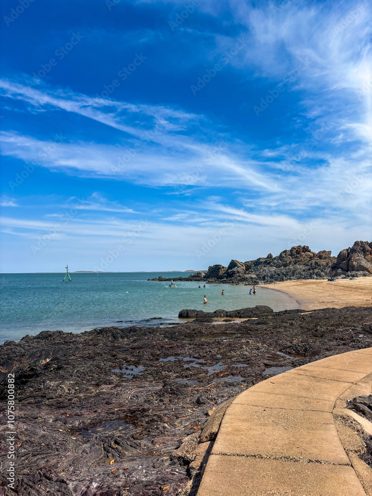 Naklejka premium beach and sea path walk