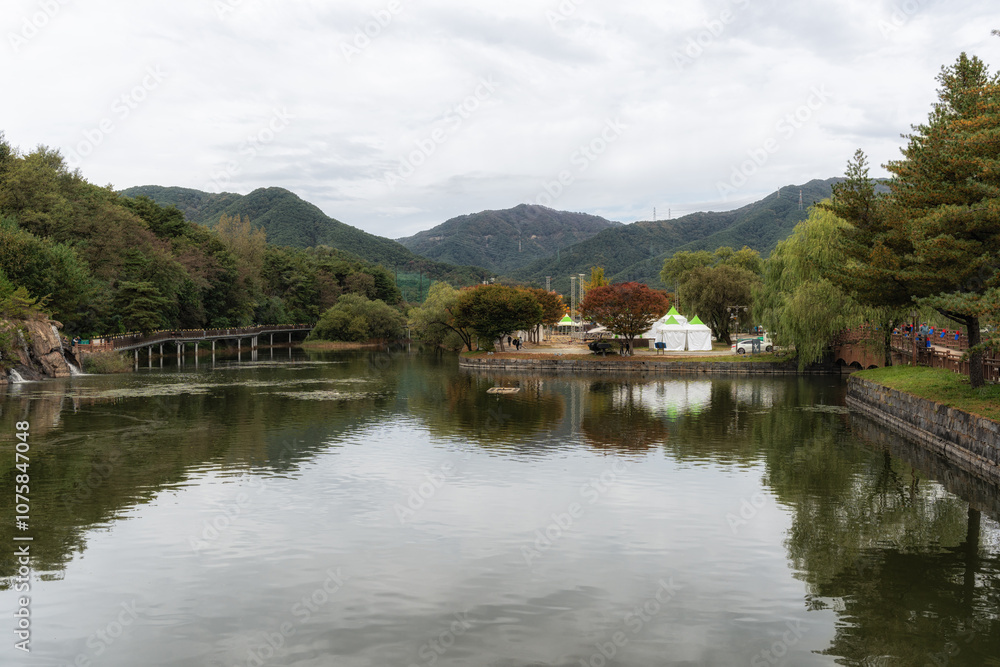 Fototapeta premium Uirimji Reservoir Park View