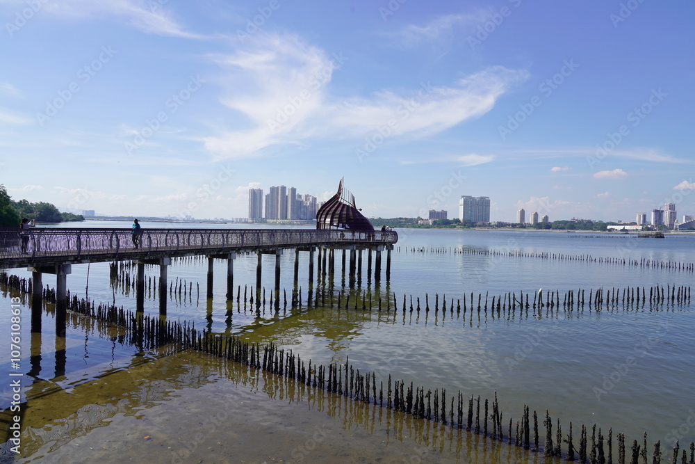 Φωτογραφία Sungei Buloh Wetland Reserve is Singapore's first ASEAN Heritage Park and a treasured site for nature enthusiasts, located in the northwest of Singapore