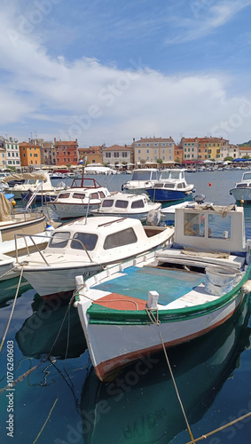 Obraz na płótnie boats in the port of Rovinj w salonie