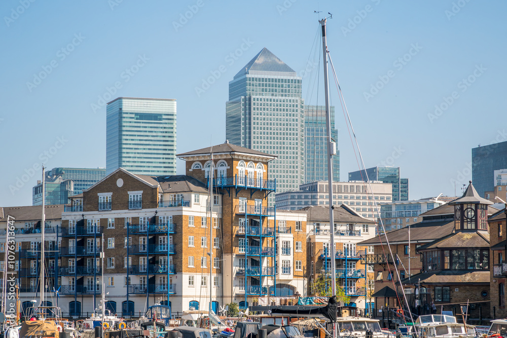 Fototapeta premium Canary Wharf seen from Limehouse Basin in London, UK