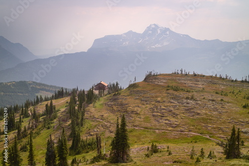 highline trail to swiftcurrent pass, Pass Bulhead lake, Glacier national park, Montana, USA. photo