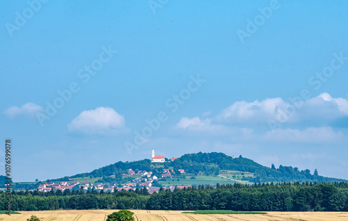 Der Bussen aus der Entfernung