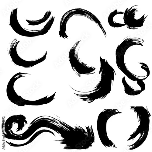 和風素材　筆で描かれたダイナミックな線のイラストセット　ベクター