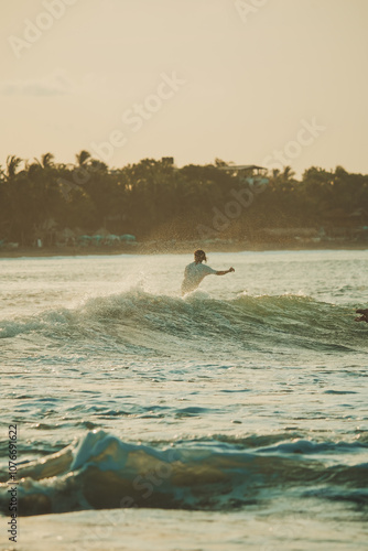 Canvas Print main spot surfing