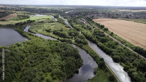 Woodlesford Lock, River Aire, Leeds, UK