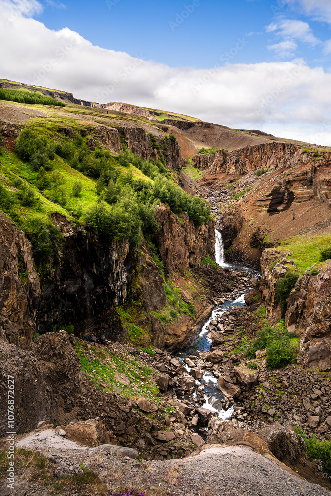 Hengifoss waterfall, Iceland Hengifoss waterfall, Iceland