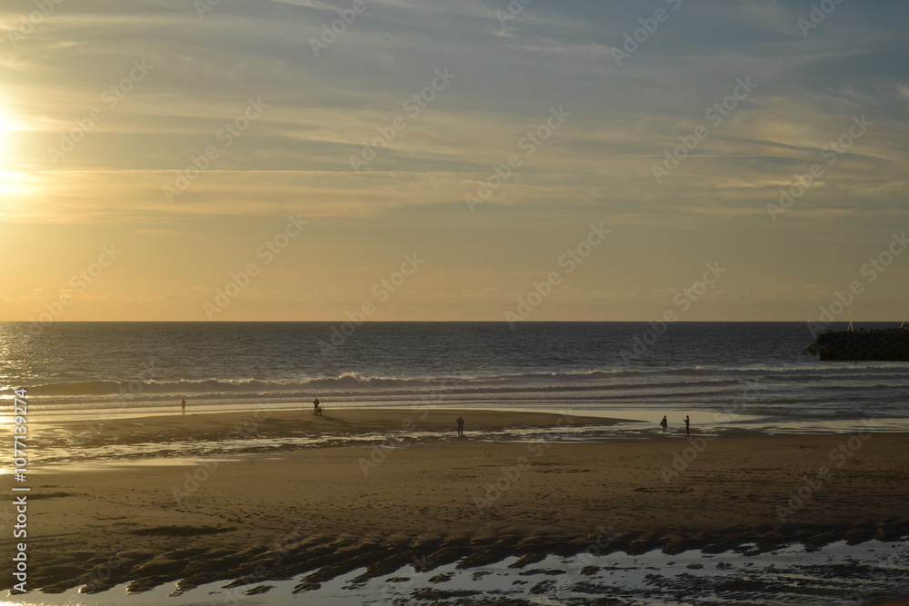Obraz premium sunset on the beach