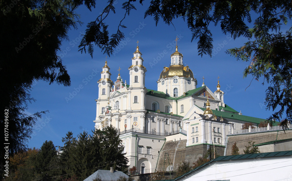Obraz premium Pochaiv Assumption Lavra is an Orthodox male monastery in Ukraine in the city of Pochaiv.