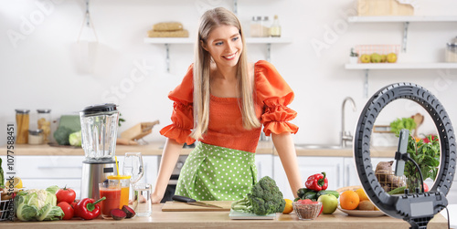 Female blogger with fresh v...