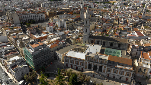 Canvastavla Aerial view of the church of San Francesco, with its high bell tower, and the ci