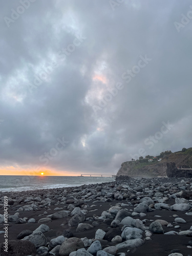 Wallpaper Mural Dramatic Coastal Sunset Over Rocky Pebble Beach Landscape Torontodigital.ca