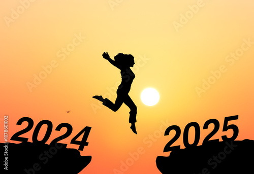 Sprung einer Person ins Jahr 2025 als Silhouette.