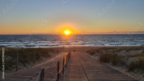 Coucher de soleil sur l'océan Atlantique (Presqu'île du Cap Ferret)