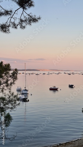 Coucher de soleil rosé sur le bassin d'Arcachon