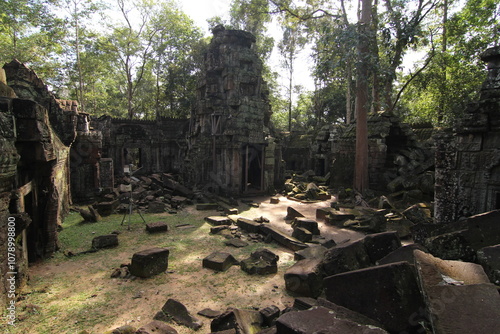 Fototapeta Naklejka Na Ścianę i Meble -  Angkor Wat, Cambodia