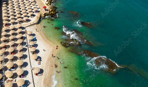 Foto Aerial view of Macello beach in Bisceglie, Puglia, Italy