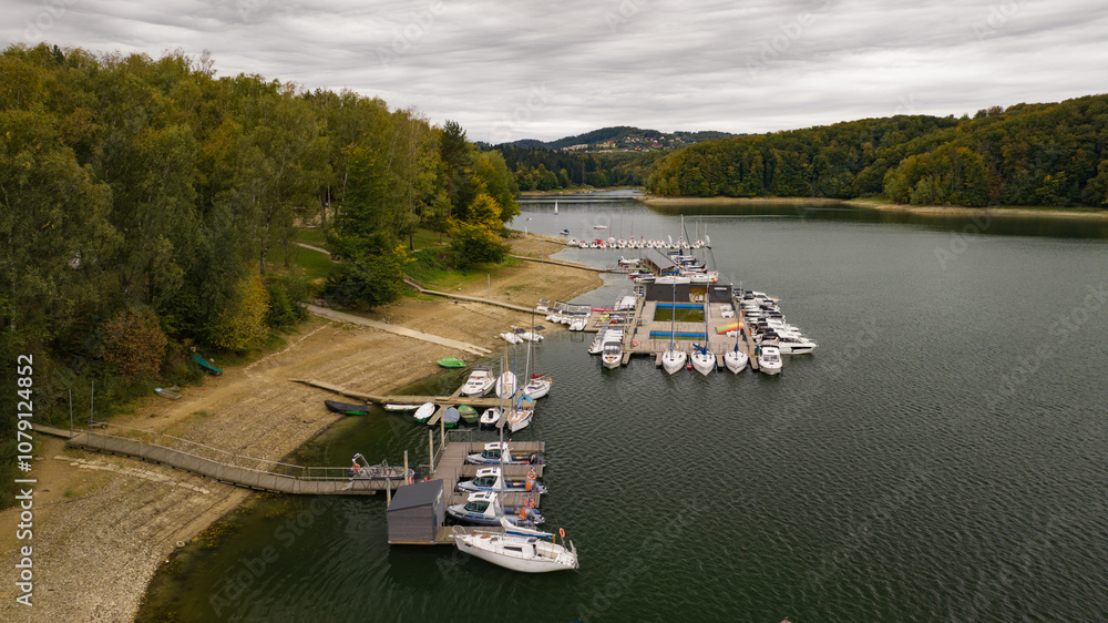 Naklejka premium View from a drone of Lake Solina and the surrounding area.