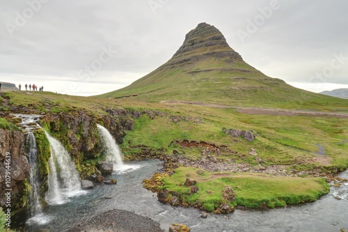 montagne Kirkjufell en Islande située à Grundarfjordur