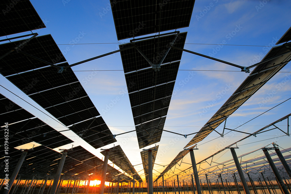 Fototapeta premium Solar photovoltaic panels and solar photovoltaic power generation systems