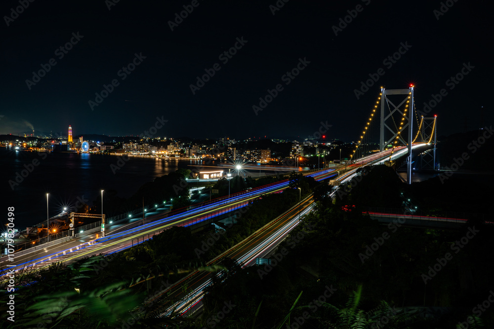 Fototapeta premium 和布刈第2展望台から見る関門海峡の夜景