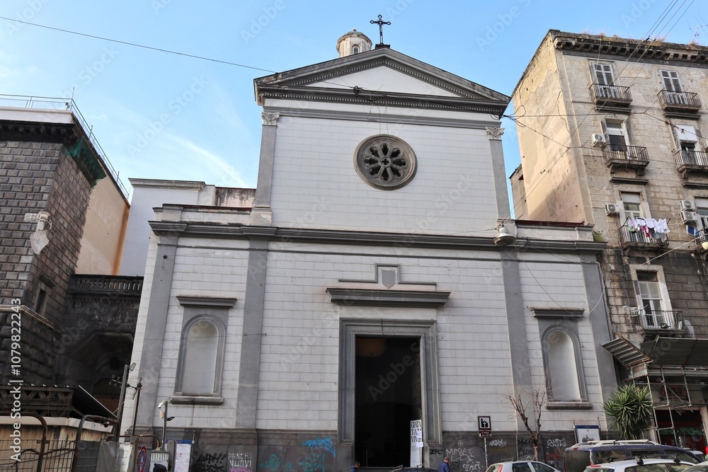 Napoli - Chiesa di San Severo al Pendino in Via Duomo Napoli - Chiesa di San Severo al Pendino in Via Duomo