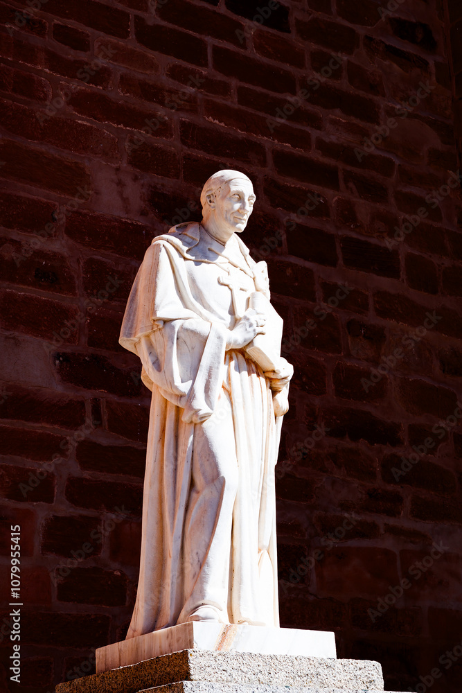 Naklejka premium Statue of Santo Tomas in Villanueva de los Infantes