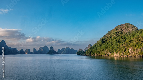 Cruise in Ha Long Bay, Vietnam