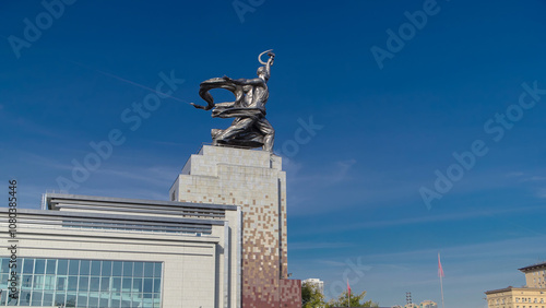 Photography Industrial Worker and Collective Farm Girl monument, timelapse hyperlapse, Mosco