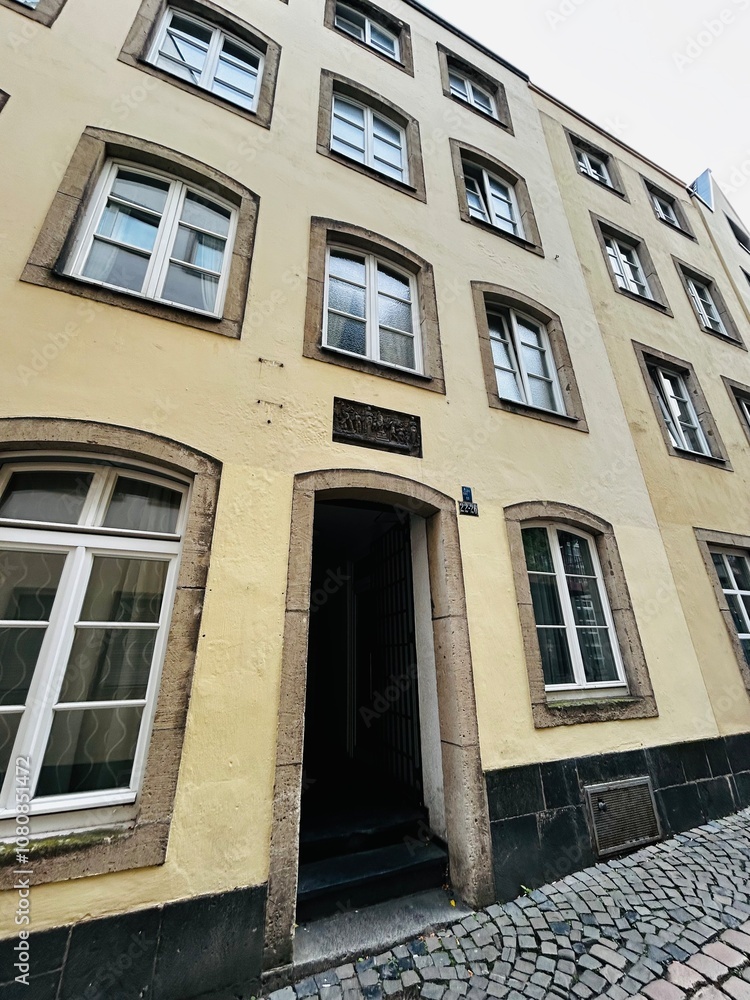Obraz premium old house