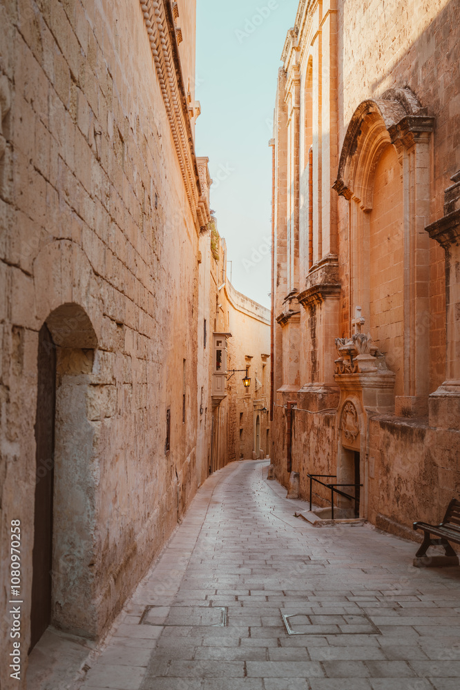 Fototapeta premium In den engen Gassen von Mdina der früheren Hauptstadt von Malta