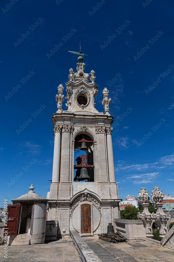 Fototapeta premium Basilica da Estrela (Royal Basilica and Convent of the Most Sacred Heart of Jesus, 1790). Lisbon, Portugal.