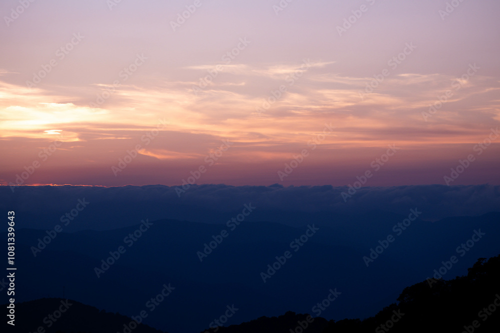 Fototapeta premium sunset over the mountains great smoky mountains