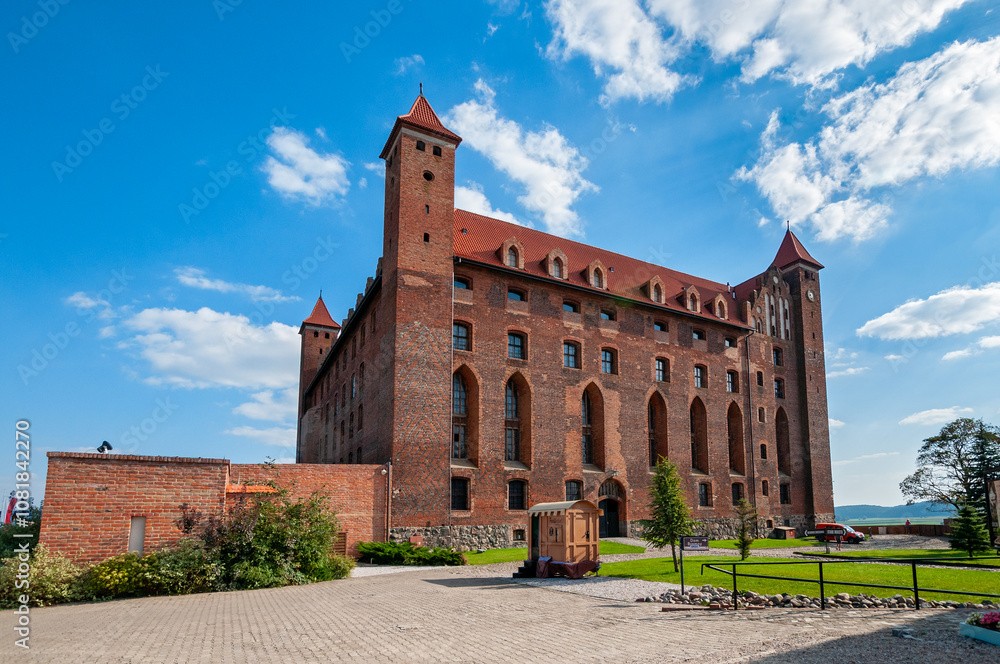 Fototapeta premium Gniew Castle, one of the most recognizable landmarks in Pomerania, Pomeranian Voivodeship, Poland