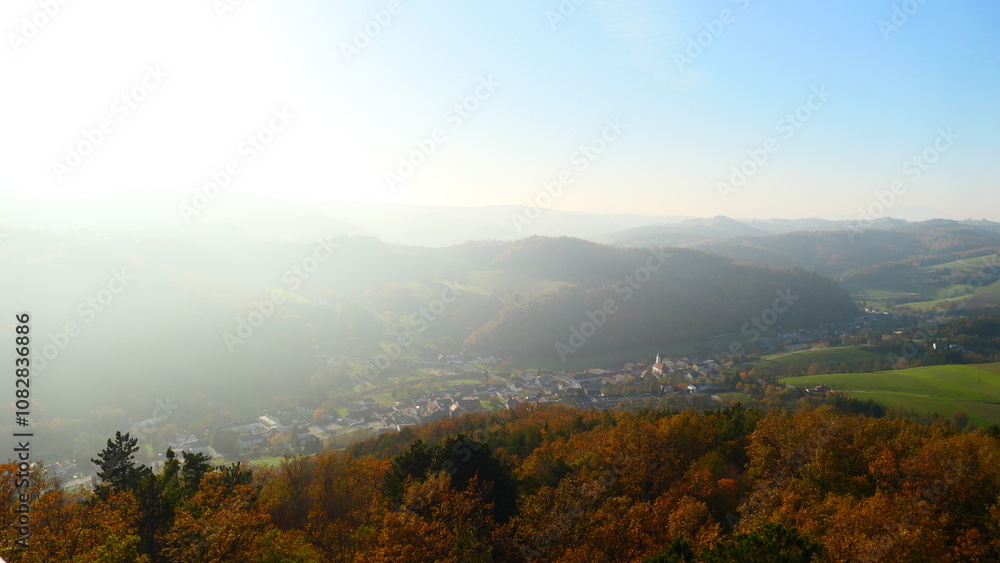Sonne durchdringt den Nebel in Schwarzenbach, Bucklige Welt in Niederösterreich, Sonne durchdringt den Nebel in Schwarzenbach, Bucklige Welt in Niederösterreich,
