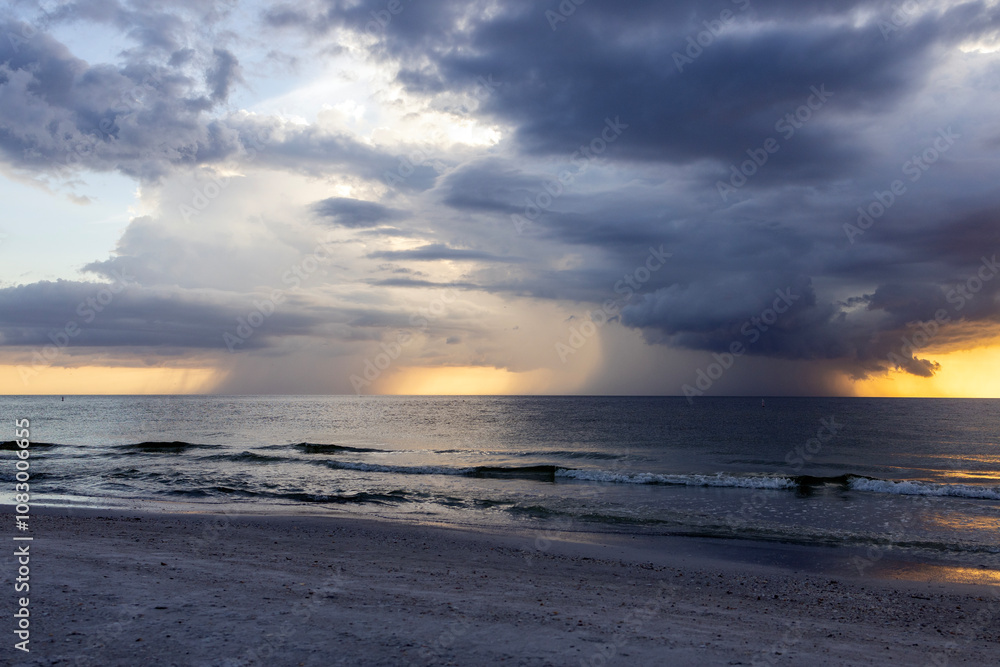 Obraz premium sunset on the beach