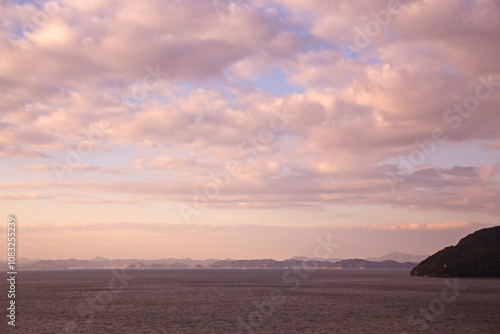 香川県高松から瀬戸内海を望む夕景 photo