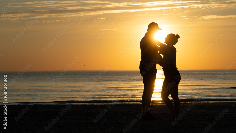 Fototapeta premium couple on the beach